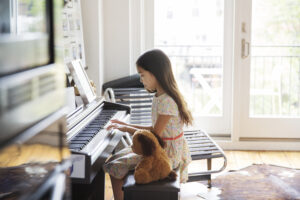 Taking Piano Lessons Improves Your Brain